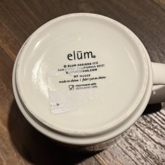 Elum - Picture 3 of 3